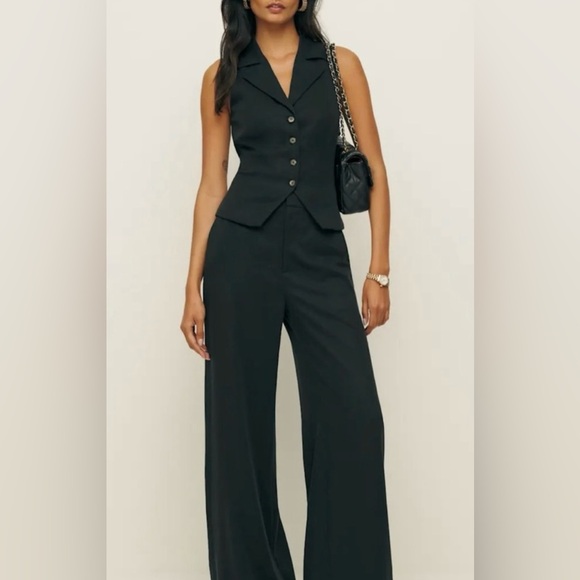 Reformation Tops - Reformation Black Sleeveless Blazer Top